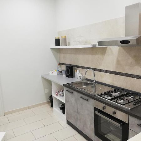 Binario 3 Bed & Breakfast เอโบลิ ภายนอก รูปภาพ