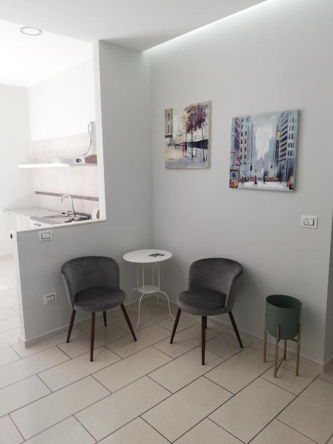 Binario 3 Bed & Breakfast เอโบลิ ภายนอก รูปภาพ
