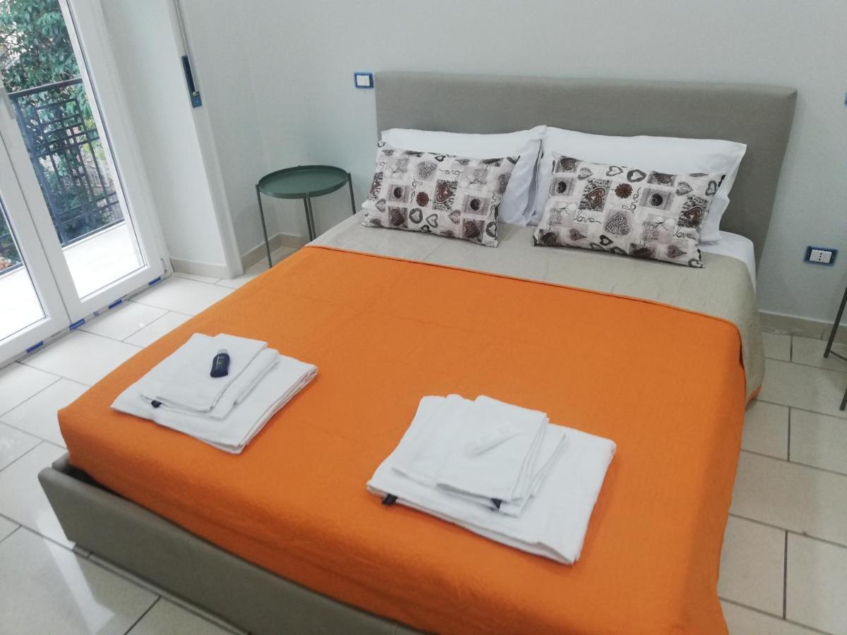 Binario 3 Bed & Breakfast เอโบลิ ภายนอก รูปภาพ